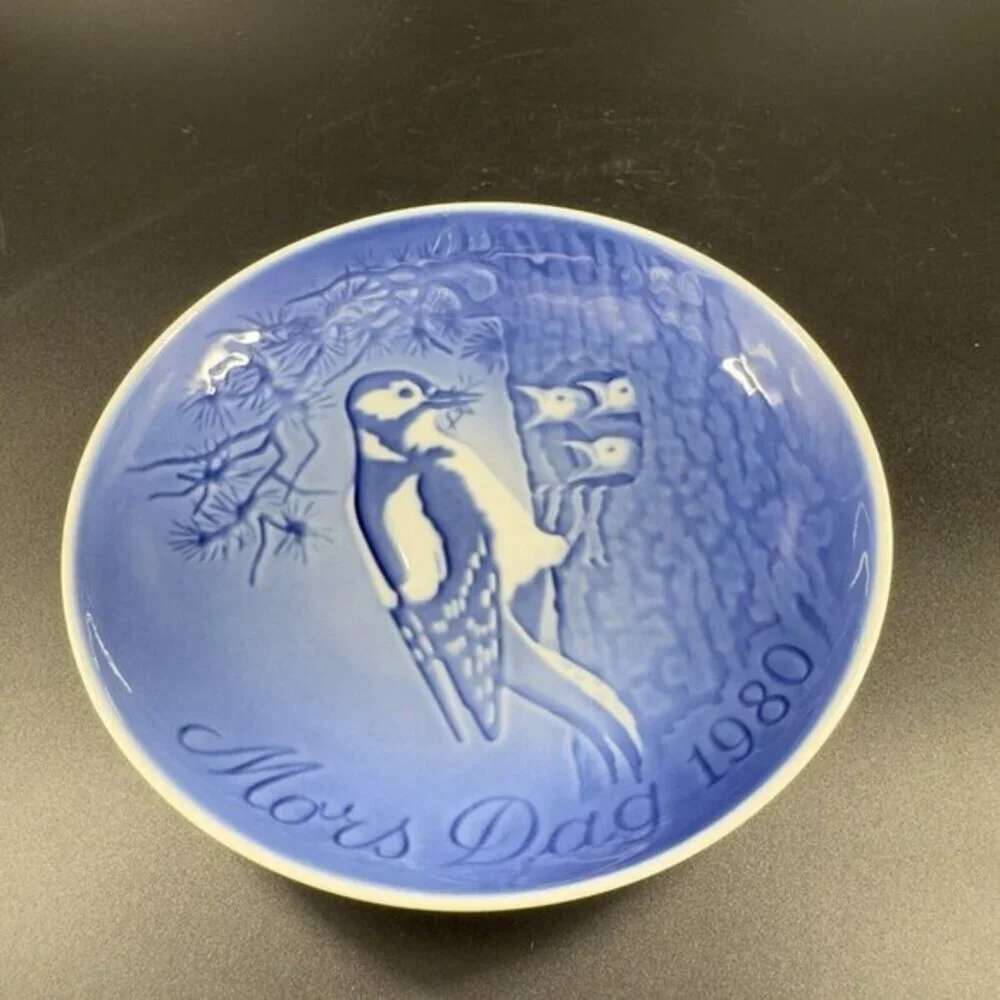 1980 Bing & Grondahl Plate Mothers Day Copenhagen Denmark Round‎ Dish Plate Bird
